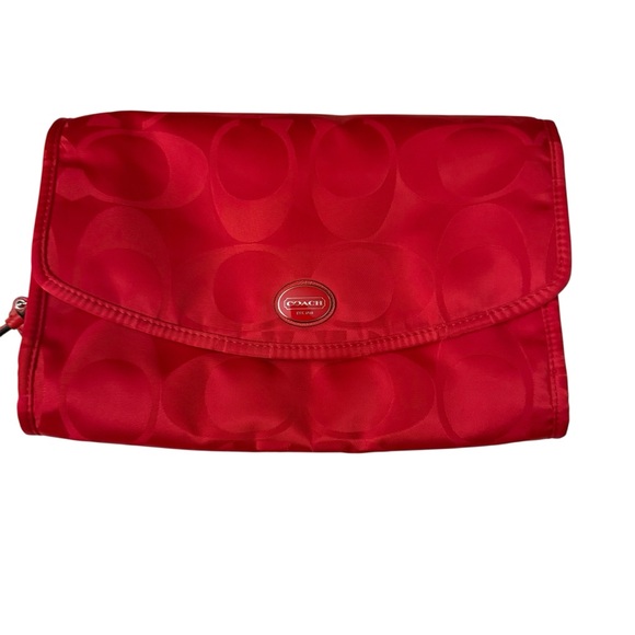 Coach Vibrant Red Cosmetic Toiletry Case New Hanger - Picture 1 of 4